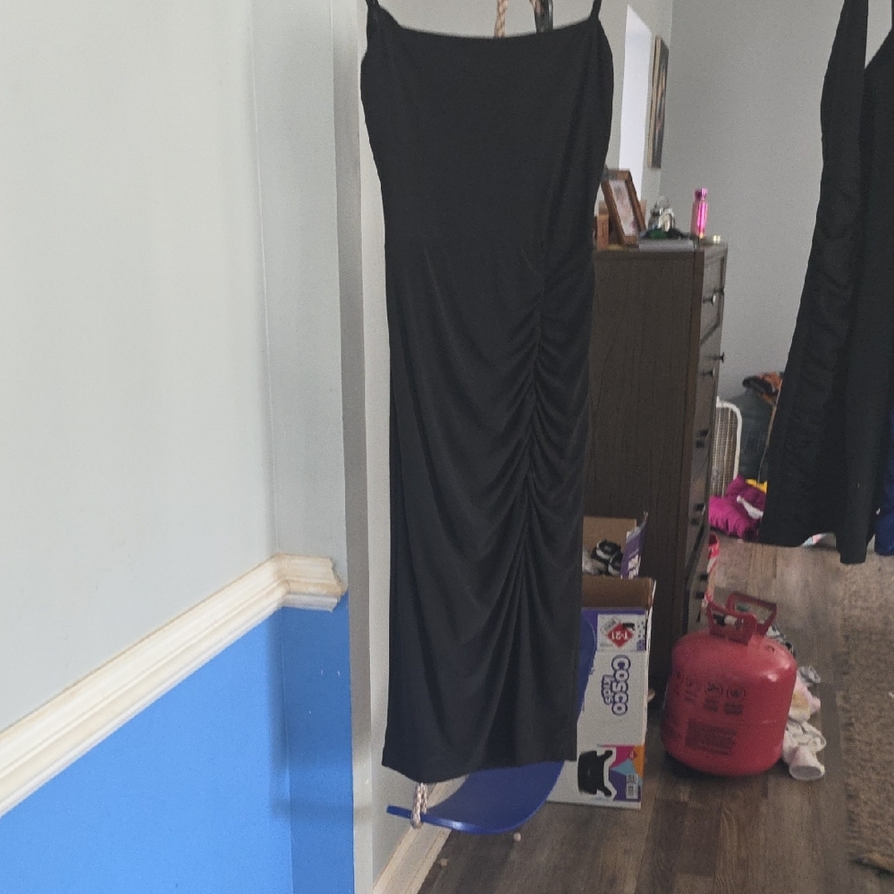 B Darlin Elegant Black Ruched Midi Skirt